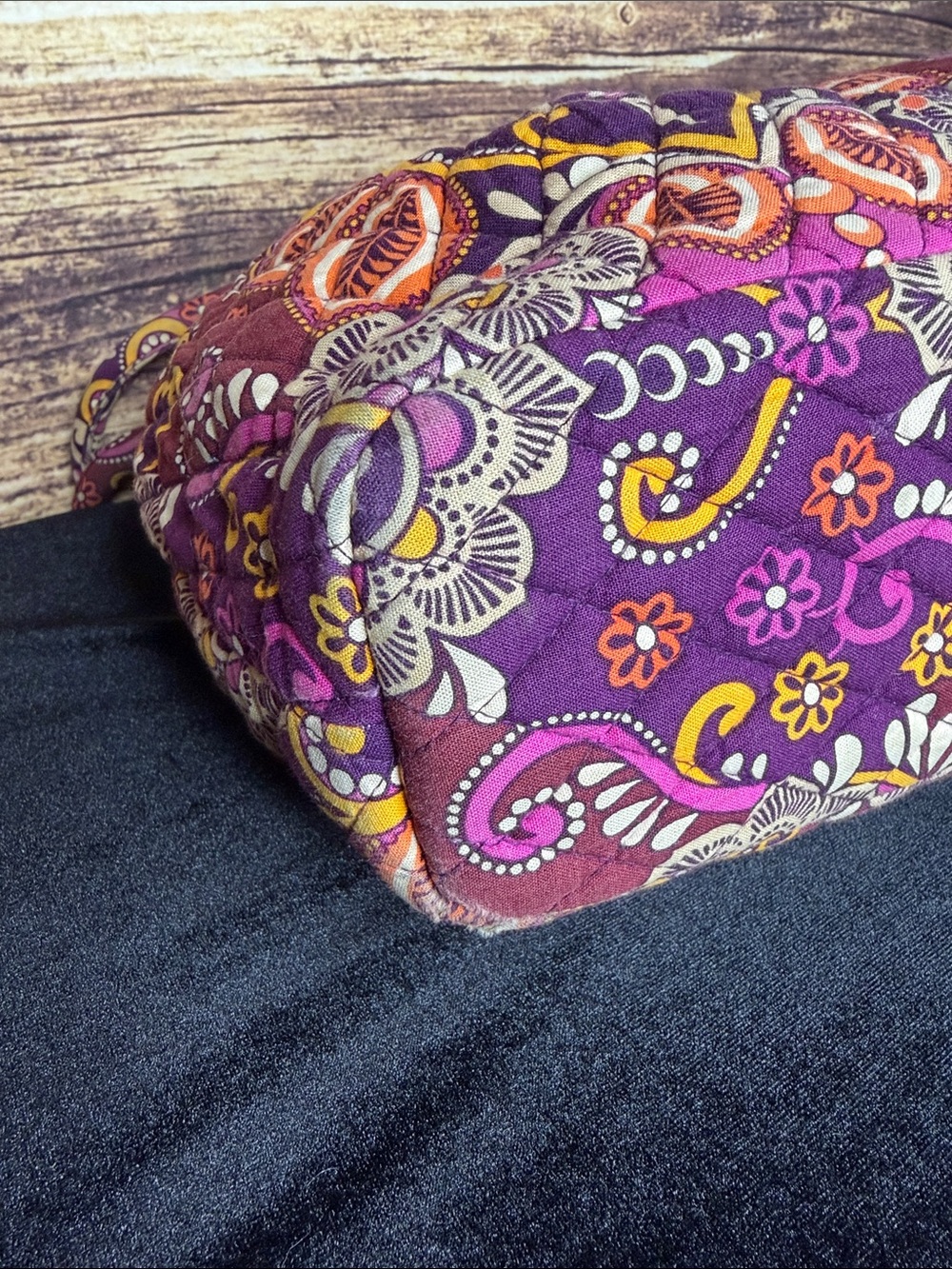 Vera Bradley Purple Floral Quilted Shoulder Bag with Kiss Lock Closure - Picture 7 of 10